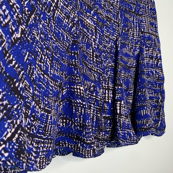 Banana Republic Blue and Black Trapeze Skirt - Picture 3 of 8